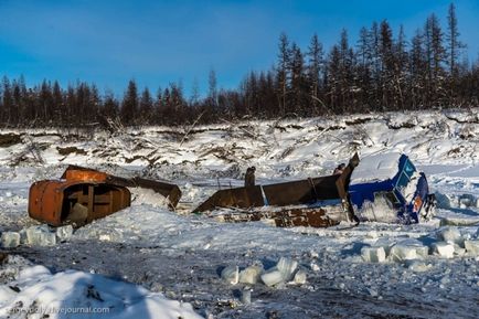 20 Fotók hogyan kamionosok északra a jég fagyott a kocsi húzta (North) 20 Fotók hogyan kamionosok északra a jég fagyott a kocsi húzta