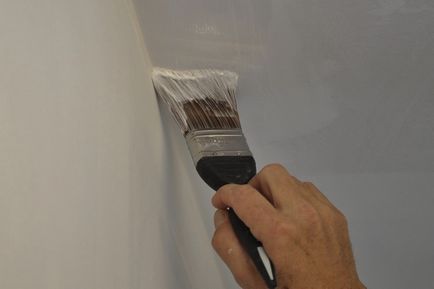 Vopsea acrilică pentru pereți și plafoane acrilat, care este mai bine, fără divorț, este posibil