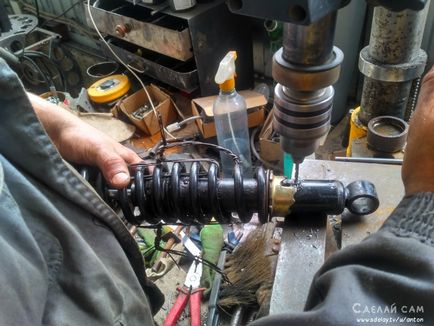 Absorber az ATV CF-moto 500 a VAZ-2101 (puffer) Shock ATV CF-moto 500 a VAZ-2101