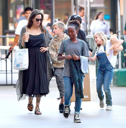 Angelina Jolie va fi mama mea pentru a șaptea oară