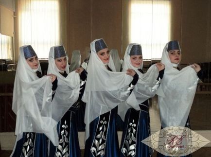 Dansuri populare armeană la Moscova, ansamblu de dans armean