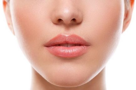 Háztartási tippek az egészség és szépség az ajkak