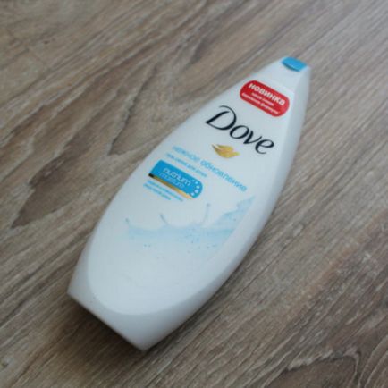 Dove blând de gel-scrub actualizare pentru comentarii duș