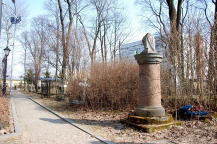 Excursie la cimitirul Smolensk din Sankt Petersburg