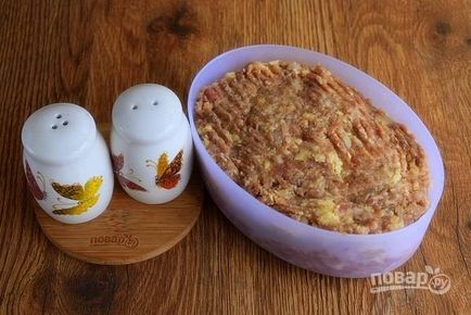 Húsgombóc paradicsomszósszal és a sajt - egy lépésről lépésre recept fotók