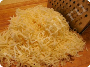 Carne de brânză cu brânză în roșii