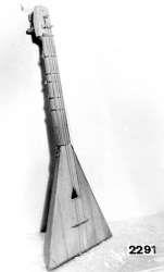 Istoria originii balalaika (muzica populara rusa) Istoria originii balalaika