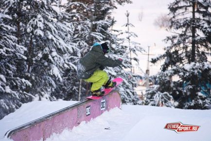 Ce mușchi trebuie să antrenezi un snowboarder și cum să-l faci cel mai bine?