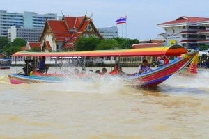 Як називається човен в Тайланді