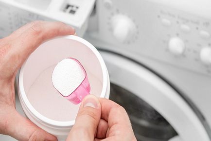 Hogyan fehéríti mosodai szóda és peroxid otthon