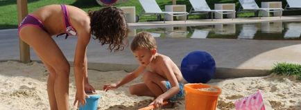 Який повинен бути пісок для дитячих пісочниць