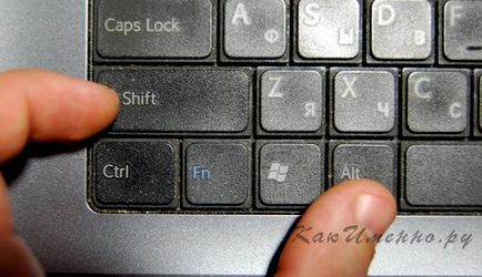 Cum să comutați la fontul latin pe tastatură