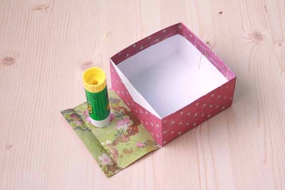 Cum să lipiți corect o cutie de hârtie
