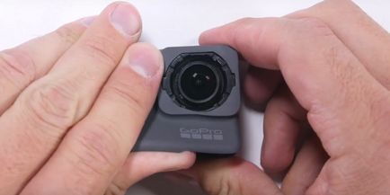 Cum să dezasamblați eroul gopro 5 negru și ce se află în interiorul aparatului foto