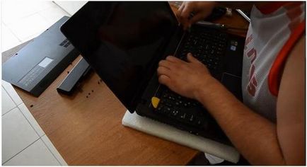 Hogyan szétszedhetik laptop lenovo g580 (20150)