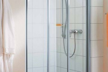 Cum de a alege o ușă de duș