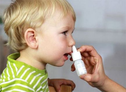 Cum să vindeci un nas curbat pentru un copil de până la un an