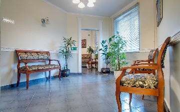 Clinica de practică privată, strada Bolotnikovskaya, 5, clădirea 2