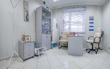 Clinica de practică privată, strada Bolotnikovskaya, 5, clădirea 2