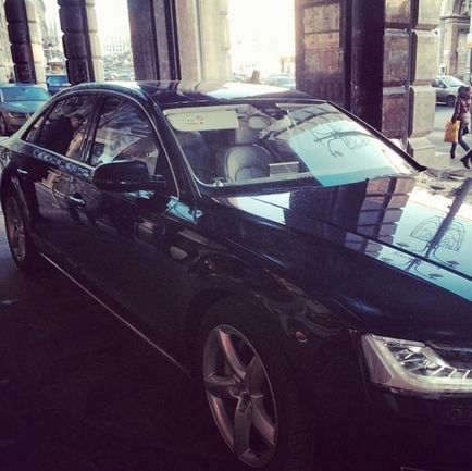 Xenia Sobchak a cumpărat o mașină nouă, care este acum o mașină din Sobchak