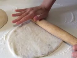 Коржі на сковороді - домашня альтернатива хлібу і лаваш