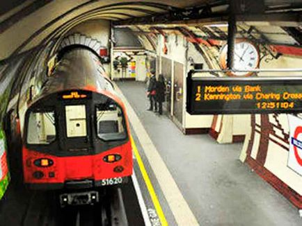 A londoni metró egy rövid használati turista, hello, london