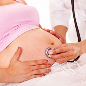 Polyhydramnios în timpul sarcinii cauze, tratament, și aftereffects
