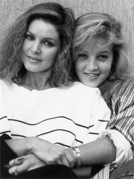 Men Lisa Marie Presley-, blogger jill_morris internetes május 16, 2014, a pletyka (Presley) Men Lisa Marie Presley-, blogger jill_morris internetes május 16, 2014, a pletyka