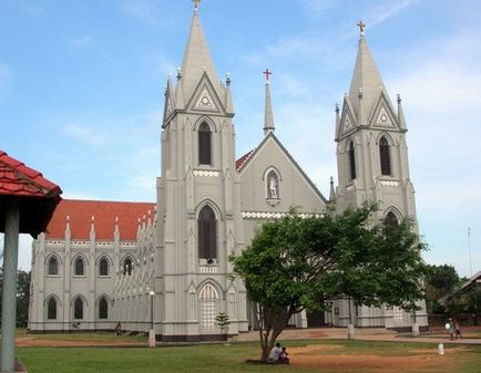 Negombo - informații despre stațiune, transport, atracții, plaje