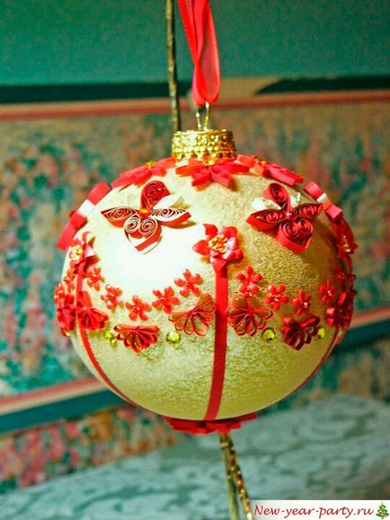 Karácsonyi golyó a technika Quilling - fotó ötletek egy szép ünnep! (Balls) Karácsonyi golyó a technika Quilling - fotó ötletek egy szép ünnep!