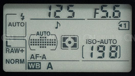 Privire de ansamblu nikon d7000 - sistem de control și funcții