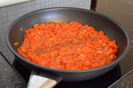 Chicken paprikas - reteta cu pas-cu-pas fotografii