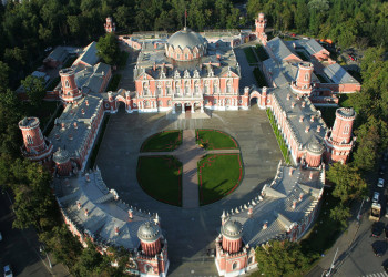 Palatul de călătorie Petrovsky - organizarea nunții, înregistrare