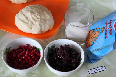 Пиріжки з ягодами - покроковий рецепт з фото як приготувати