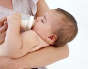 Харчування 6 місячної дитини искусственника, дитині 6 місяців