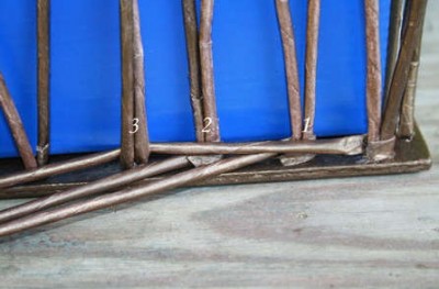 Weaving újság tubulusok (szövés) Weaving újság csövek