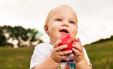 Séta a babák hogyan kell etetni a baba