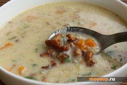Рецепт наваристого грибного супу з лисичок