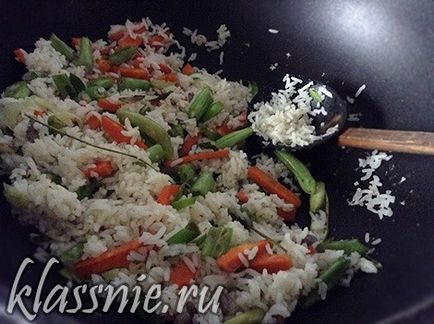 Рис зі стручкової квасолею на гарнір, класні вегетаріанські рецепти