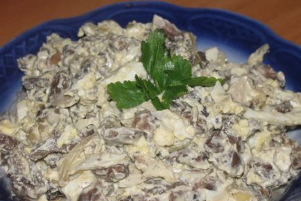 Салати з маринованими, смаженими і вареними маслятами фото і рецепти смачних грибних закусок