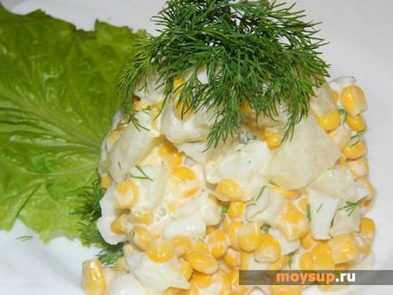 Salata cu calmar, brânză și ananas