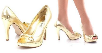 З чим носити золоті туфлі