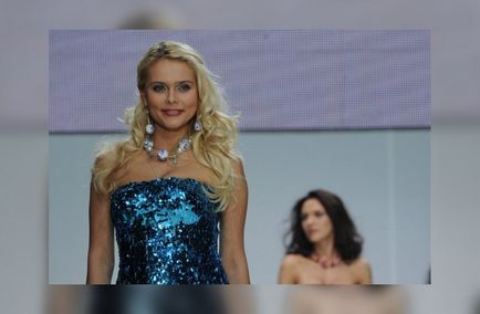 Солістка блискучих Ксенія Новікова повернула викрадених дітей