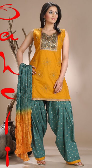 Costum indian modern