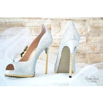 Весільне взуття в Одессае - якісна весільна взуття для нареченої, салон candybride