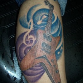 gitár tetoválás