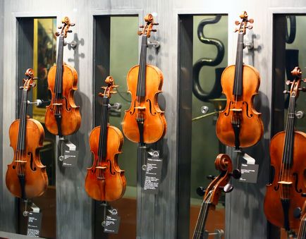 A tudósok kifejtették a páratlan hang Stradivarius hegedűk, a hírek a világ minden tájáról