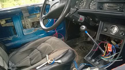 Instalarea geamurilor electrice în partea din față a VAZ-2107