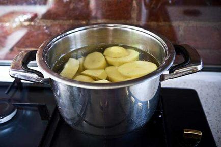 Запіканка картопляна - рецепт сучасної домашньої кухні з фото