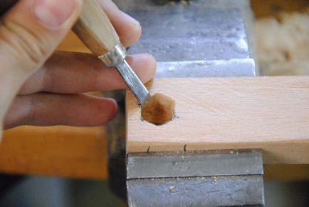 Clemă din lemn cu mâinile proprii